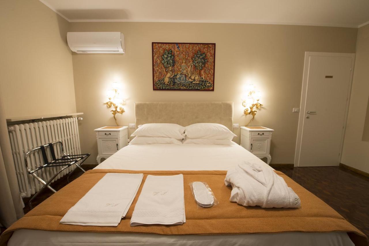 Villa Jasmine B&B Gattico エクステリア 写真