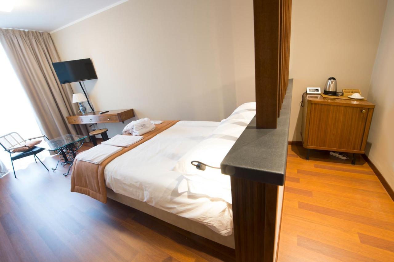 Villa Jasmine B&B Gattico エクステリア 写真
